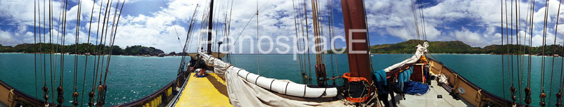 I01 Seychelles sailboat