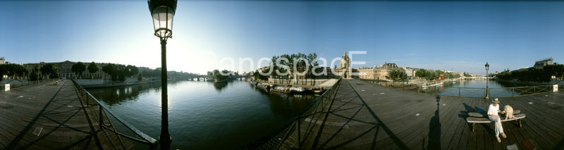 S01 Pont des Arts Morning